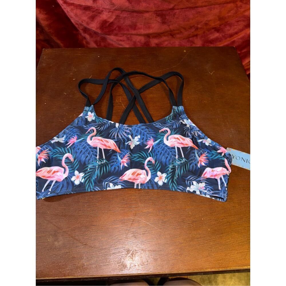 NWT flamingo bikini top size xl
